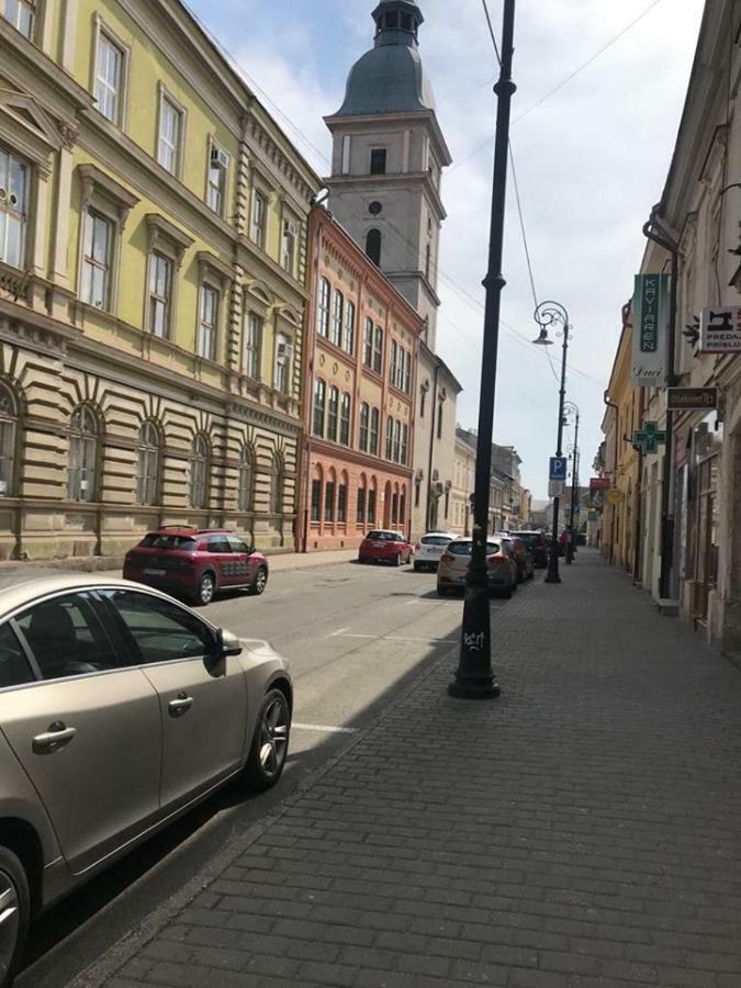 Monar City Center Apartment Free Parking Кошице Экстерьер фото